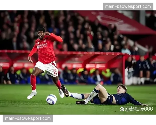 深度报道:解析三月德甲中下游球队普遍采用的五后卫防守体系